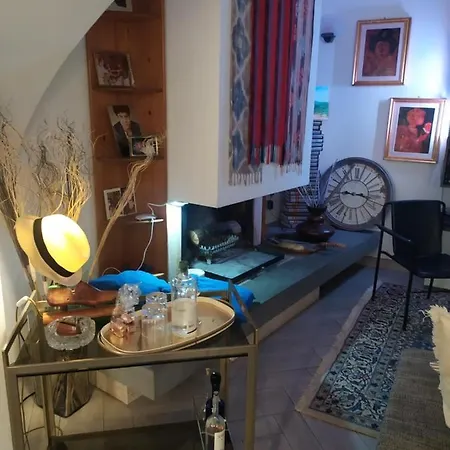 Casa Easy Nel Centro Storico Di Appartamento *